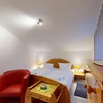 Strandnahe Mit Schwimmbad Im Haus, A Cappella 07, Apartmán Binz