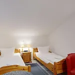 Strandnahe Mit Schwimmbad Im Haus, A Cappella 07, Apartmán *