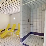 Strandnahe Mit Schwimmbad Im Haus, A Cappella 07, Apartmán