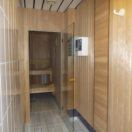 Strandnahe Mit Schwimmbad Im Haus, A Cappella 07, *