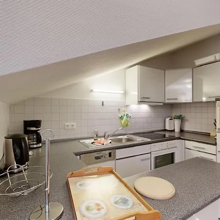 Apartment Strandnahe Mit Schwimmbad Im Haus, A Cappella 07, *