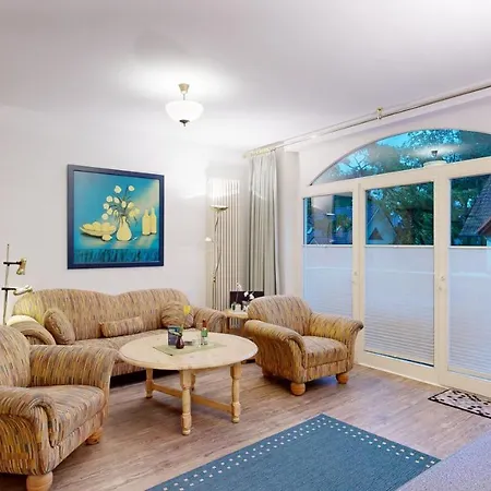 Apartment Strandnahe Mit Schwimmbad Im Haus, A Cappella 07, Binz