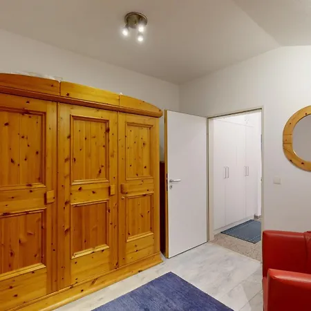 Strandnahe Mit Schwimmbad Im Haus, A Cappella 07, Apartment Binz