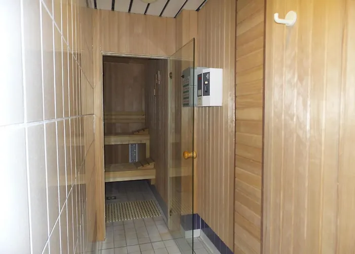 Strandnahe Mit Schwimmbad Im Haus, A Cappella 07, *