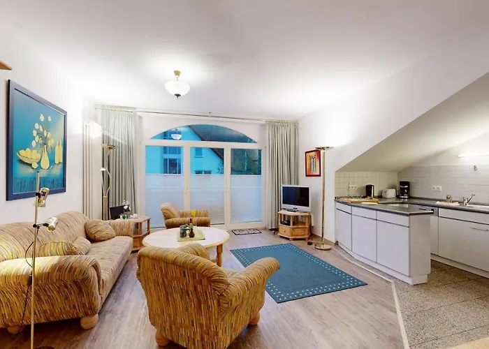 Strandnahe Mit Schwimmbad Im Haus, A Cappella 07, *