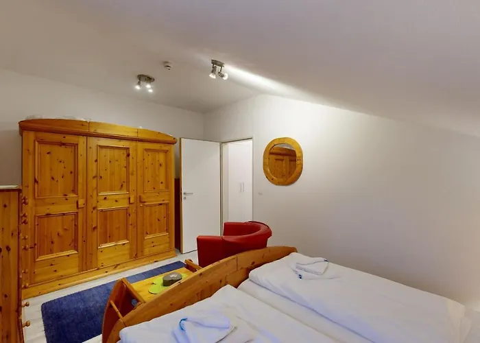 Strandnahe Mit Schwimmbad Im Haus, A Cappella 07, 아파트 *