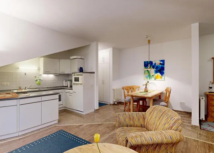 아파트 Strandnahe Mit Schwimmbad Im Haus, A Cappella 07,